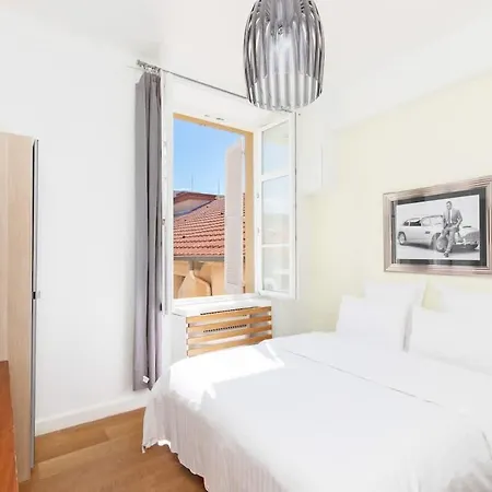 Apartment Palais Area 4 Beds - 4 Baths