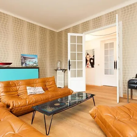 شقة Palais Area 4 Beds - 4 Baths *