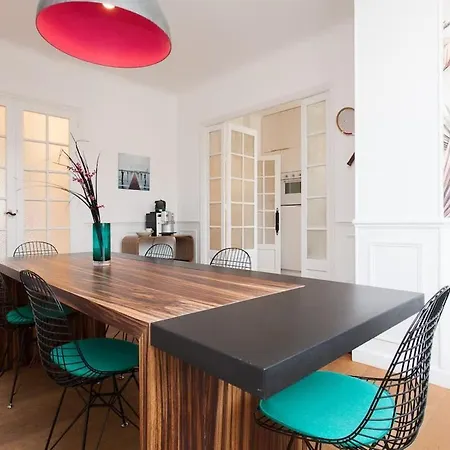 Palais Area 4 Beds - 4 Baths 칸느