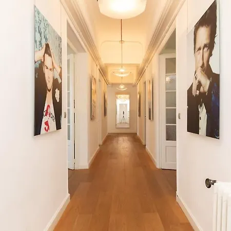 Palais Area 4 Beds - 4 Baths
