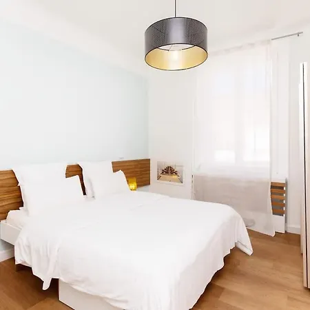 Palais Area 4 Beds - 4 Baths Apartamento *